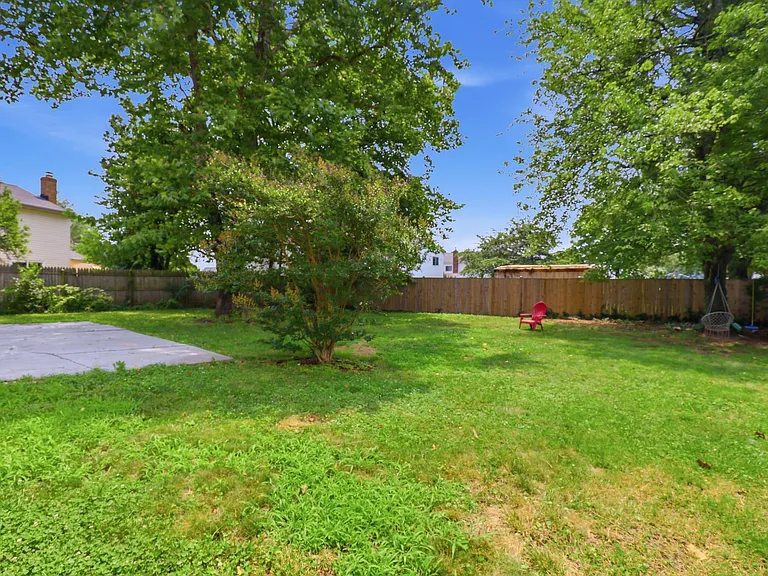 20104 Westerly Ave — Photo 45