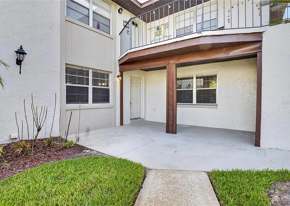 53 Windtree Ln #102