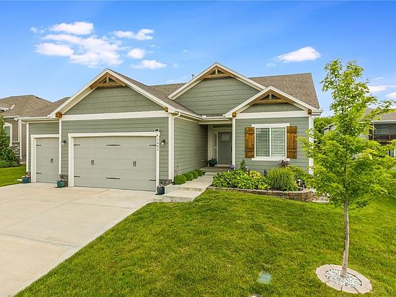 2nd image of 7495 NW Chambers Ct