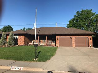 4210 1st Ave, Kearney, NE 68847