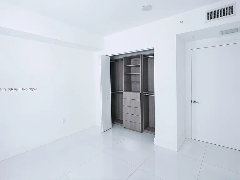 1010 SW 2nd Ave #606 — Photo 8