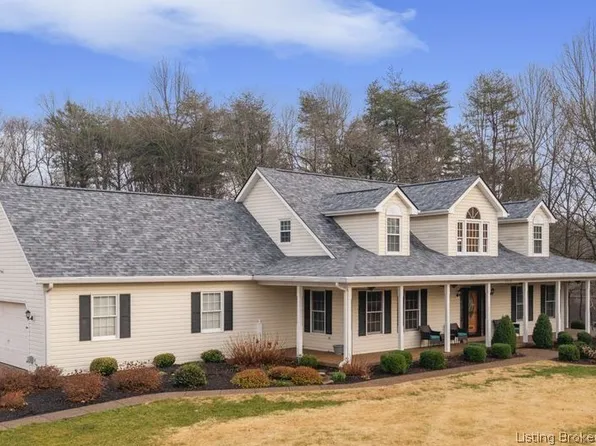 6910 Pioneer Trail NE, Georgetown, IN 47122