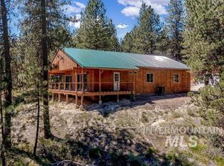 15 N Meadow Creek Dr, Centerville, ID 83631