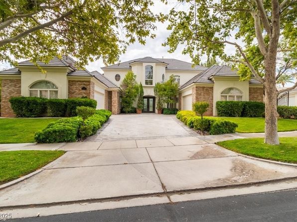 2104 Redbird Dr