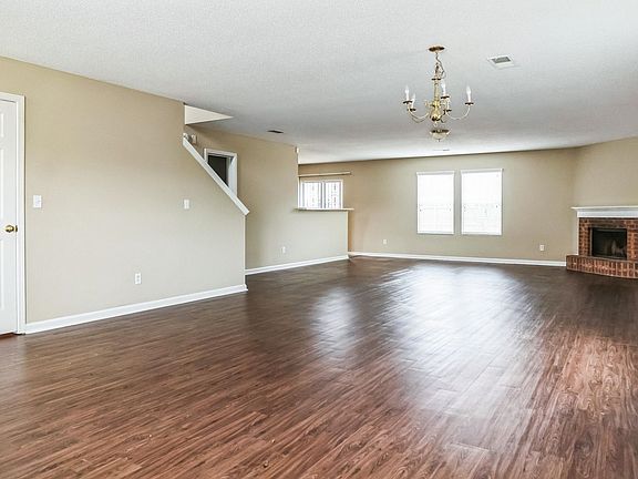 5th image of 9996 Chariden Dr