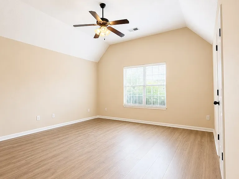 931 Carina Pass — Photo 8