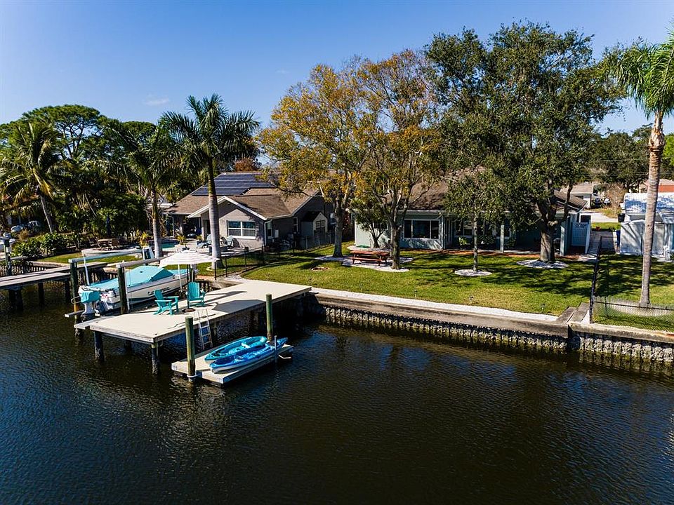 1st image of 260 SUNLIT COVE DRIVE NE