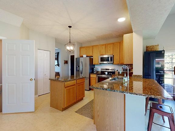3rd image of 6256 Mill Creek Ct