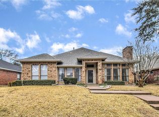 2027 Hearthstone Dr, Carrollton, TX 75010