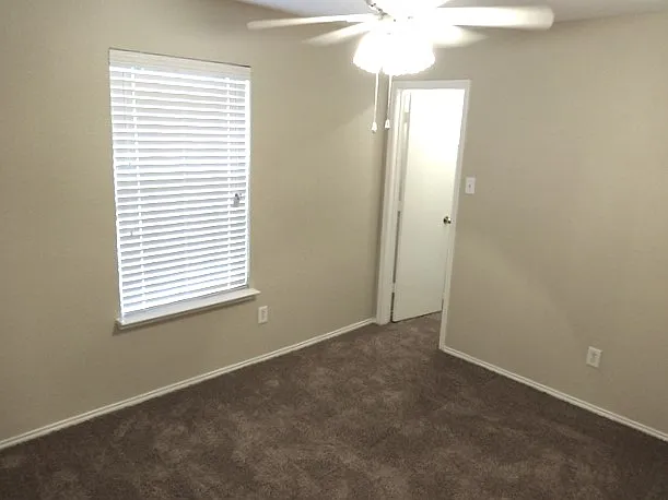 7610 Dockside Dr — Photo 9