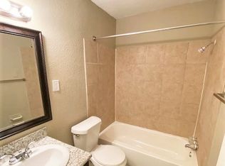 306 Victoria Dr #4342, Houston, TX 77022