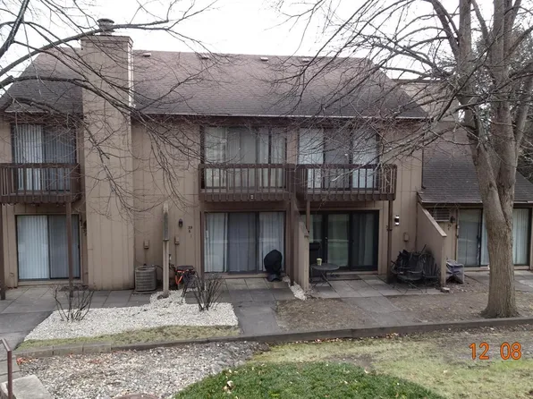 39 Bermuda Colony APT 7, Fox Lake, IL 60020