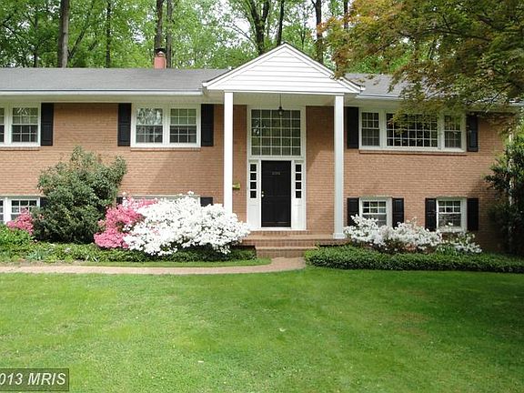 3rd image of 3503 Winston Pl