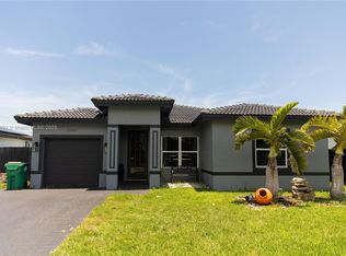 25345 SW 132nd Ave, Homestead, FL 33032