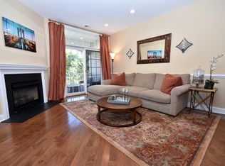 307 Kensington Ln, Livingston, NJ 07039