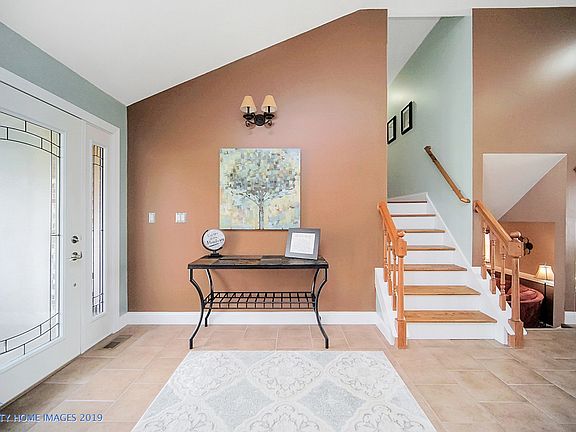 4th image of 513 Stafford Dr