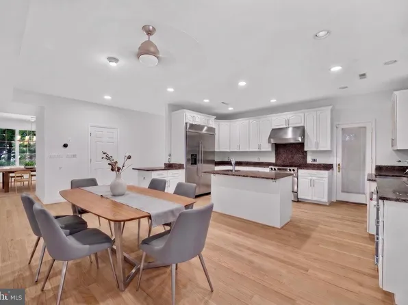 8309 Old Seven Locks Rd, Bethesda, MD 20817