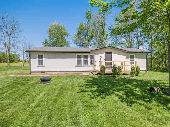 208 Oak St, Advance, IN 46102