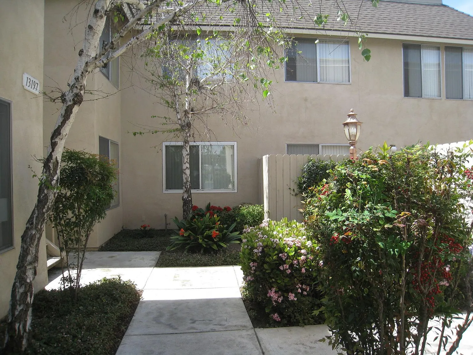 Georgetown Manor Apartments — Photo 3