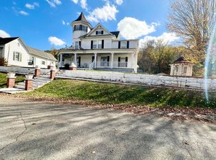 315 W Spring St, Oliver Springs, TN 37840