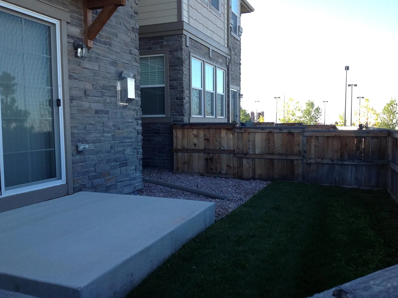 2 bed, 2.5 bath, 1818 sqft, $3,300 — Photo 4