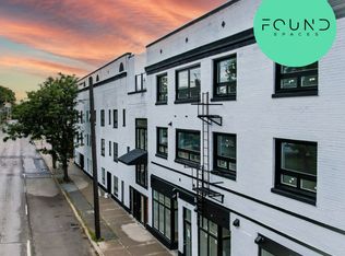 1083 Main St E, Hamilton, ON L8M1N5