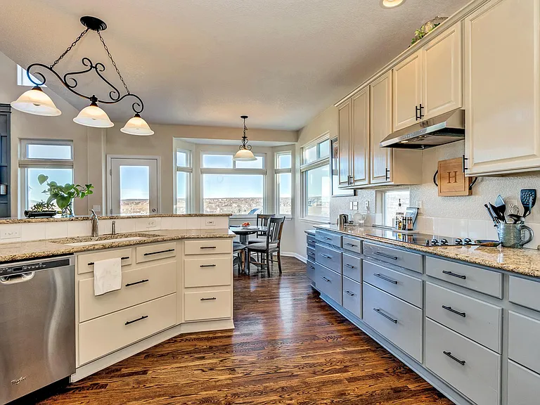 3584 Shady Rock Dr — Photo 10