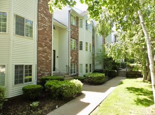 116 Tall Oaks Dr UNIT B, Weymouth, MA 02190