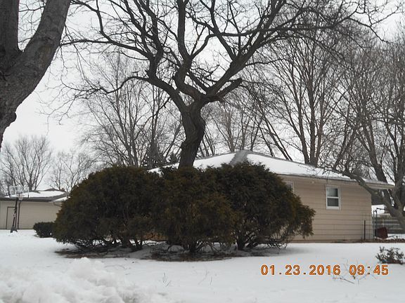 2nd image of 1100 Erie Dr