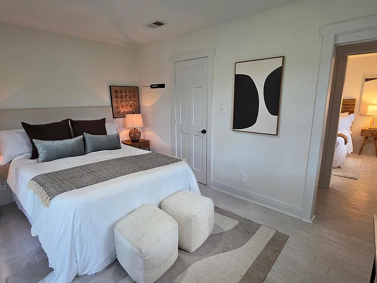 2802 De Soto Dr — Photo 15