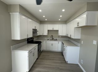 12617 Beverly Blvd #E, Whittier, CA 90601