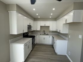 12617 Beverly Blvd, Whittier, CA