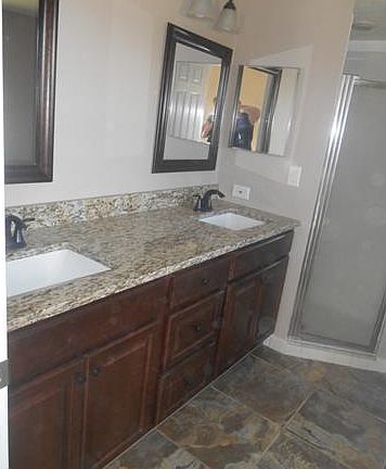 5th image of 2900 SW 23rd Ave
