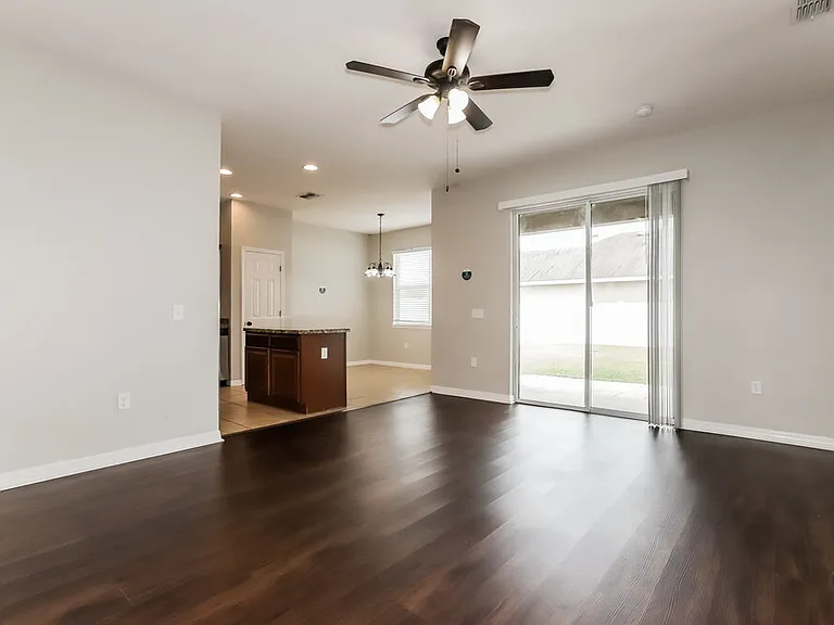 925 Krenson Woods Rd — Photo 4