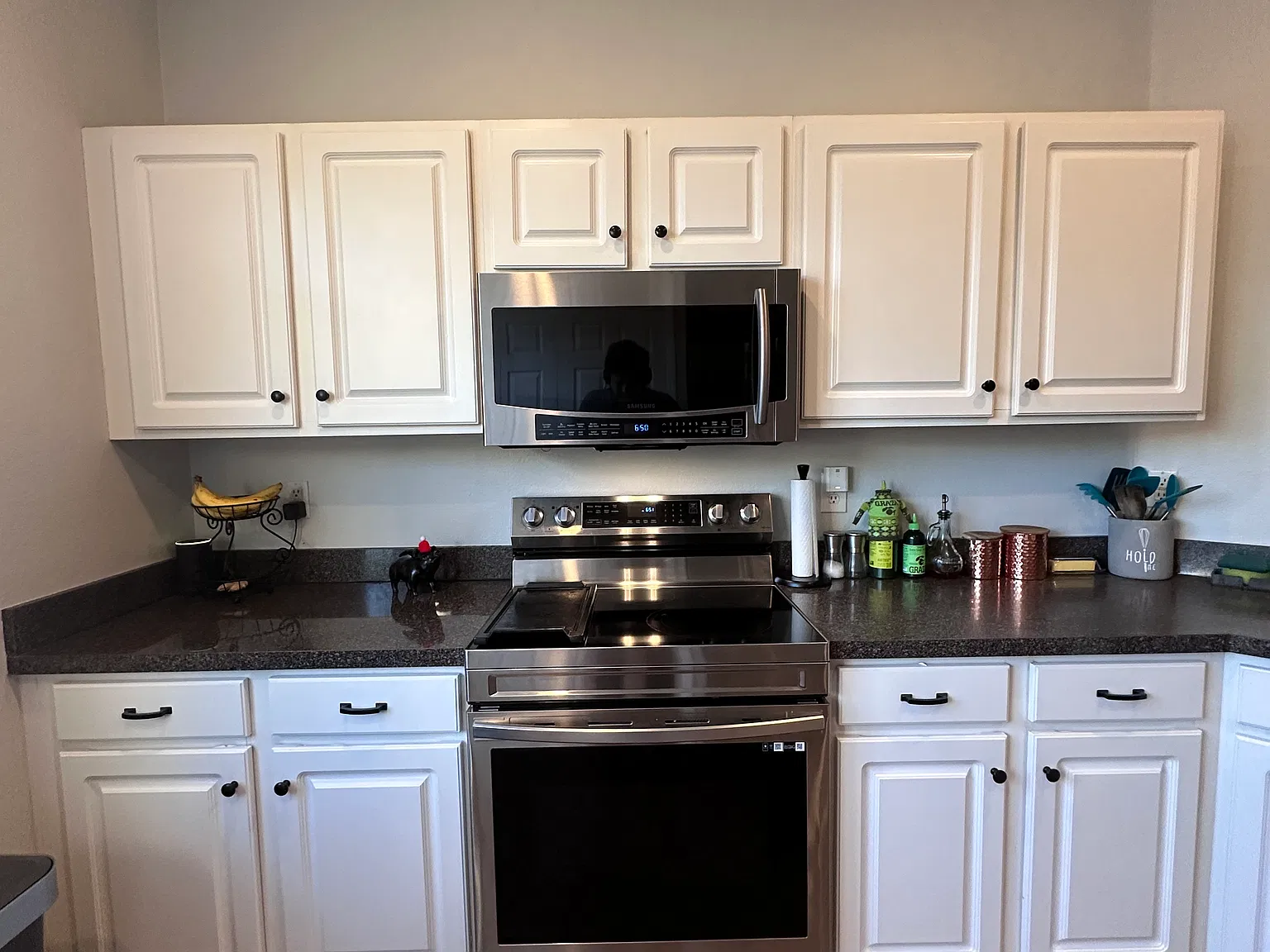 2 bed, 2.5 bath, 1328 sqft, $1,900 — Photo 1