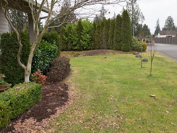 4th image of 14533 Meridian Pl W