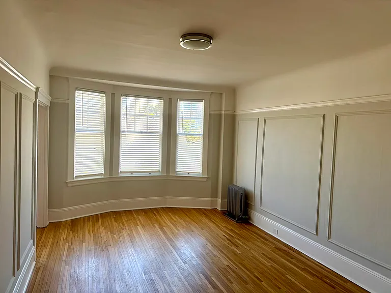 2480 Washington Street — Photo 2