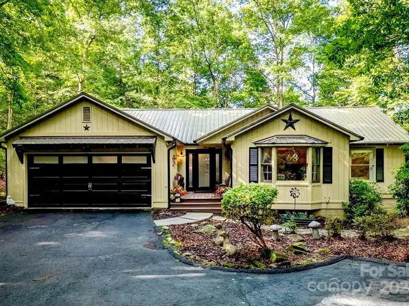 87 Gagama Ct, Brevard, NC 28712