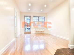 30-49 29th St #3N, Astoria, NY 11102
