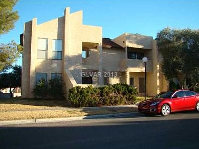 3947 S. Torrey Pines ext