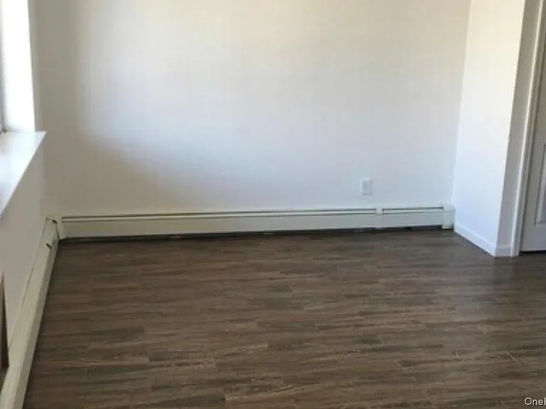 650 Shore Rd #1Q — Photo 7