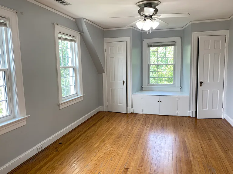 1012 New Hampshire Ave — Photo 6