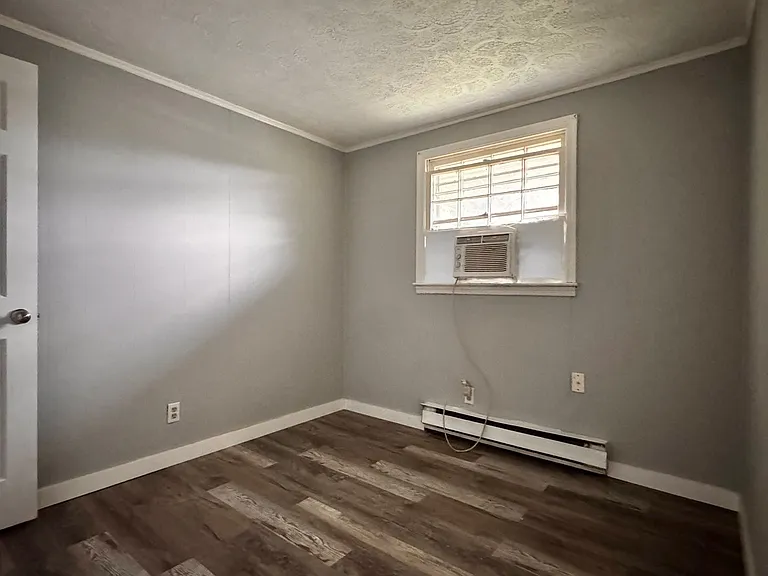 1508 6th St SE — Photo 15