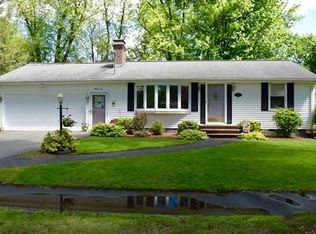 86 Roberta Cir, Agawam, MA 01001
