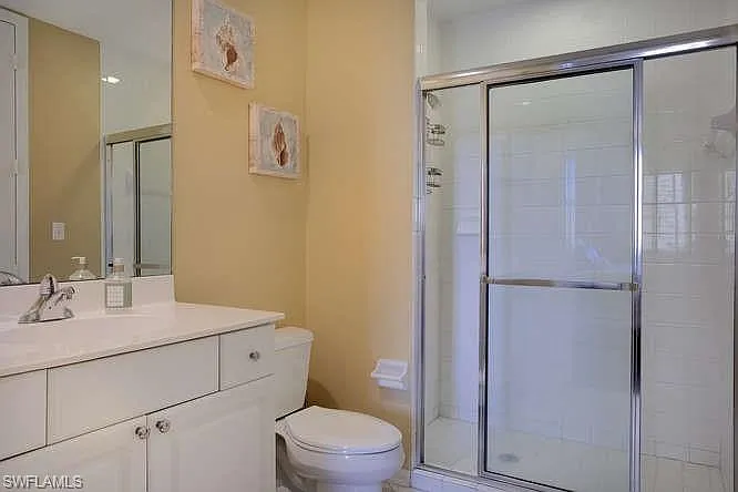 3 bed, 3.0 bath, 1760 sqft, $13,500 — Photo 4