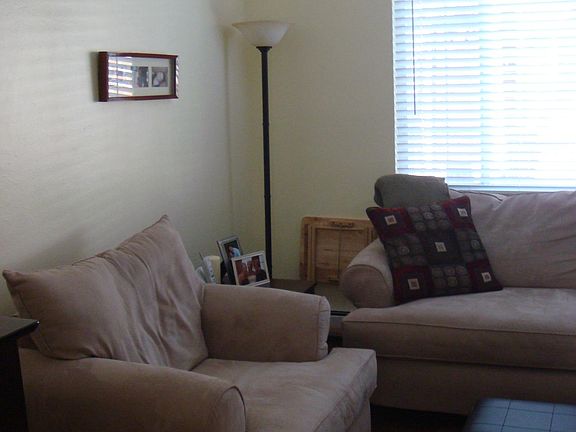 4th image of 680 S Sherman St APT 5