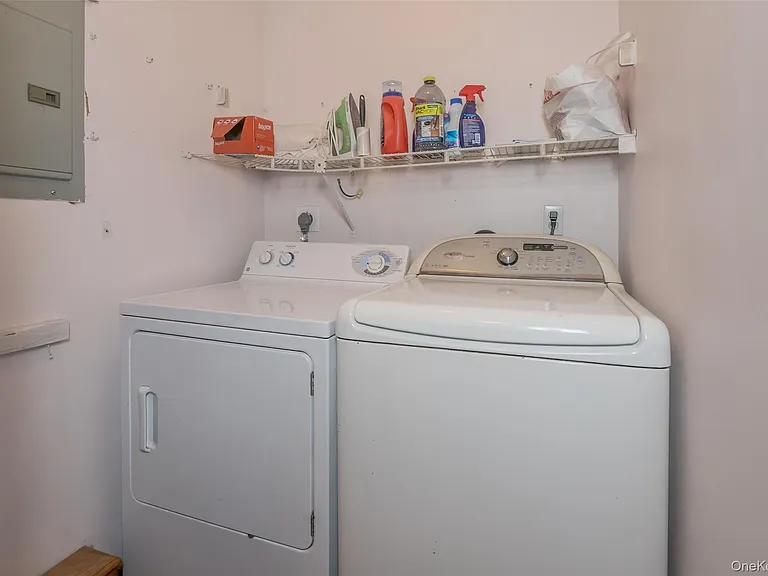 31 Main St #PENTHOUSE — Photo 18