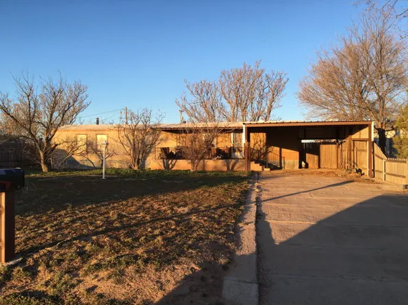 504 SE 4th St, Seminole, TX 79360