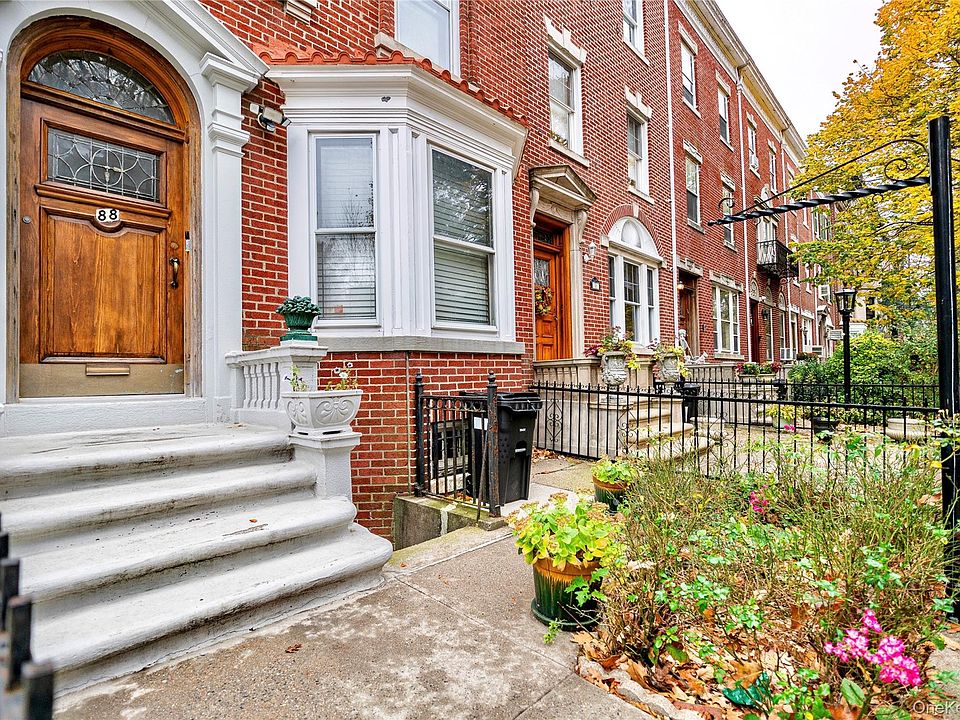 1st image of 88 Midwood Street
