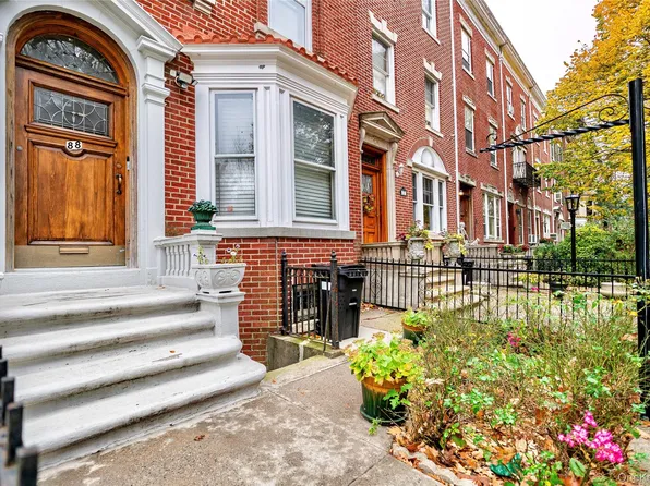 88 Midwood Street, Brooklyn, NY 11225